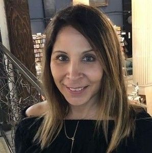 Meet your Posher, Kara